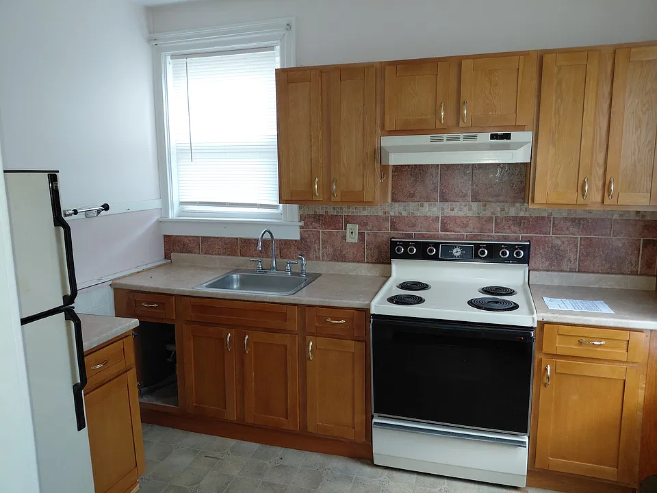 31 S William St #5