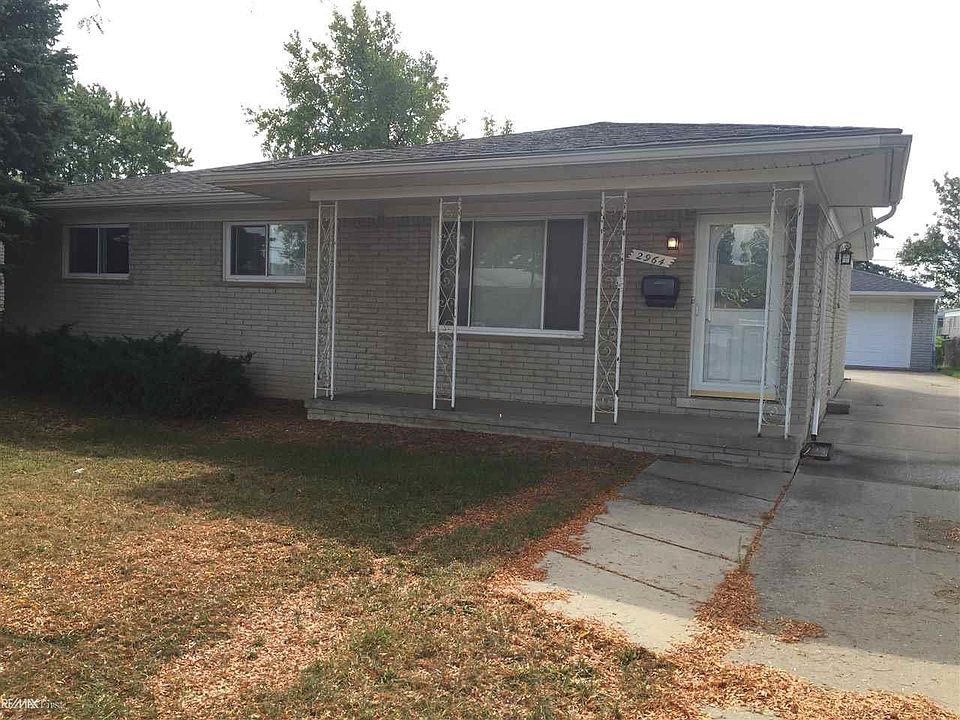 1st image of 2964 Northampton Dr
