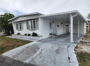 305 Batan Ct, Bradenton, FL 34207