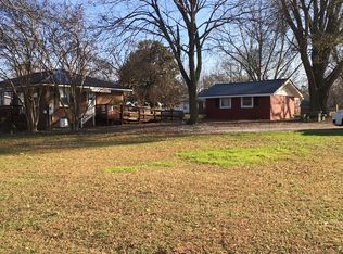 39 Gunnell Rd, Comer, GA 30629