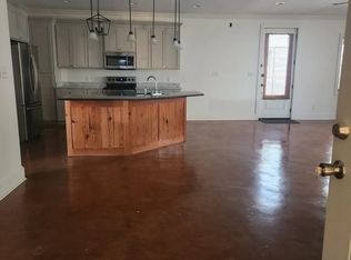 135 N Crawford St, Thomasville, GA 31792