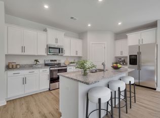 230 Lockwood Dr, Bluffton, SC 29910