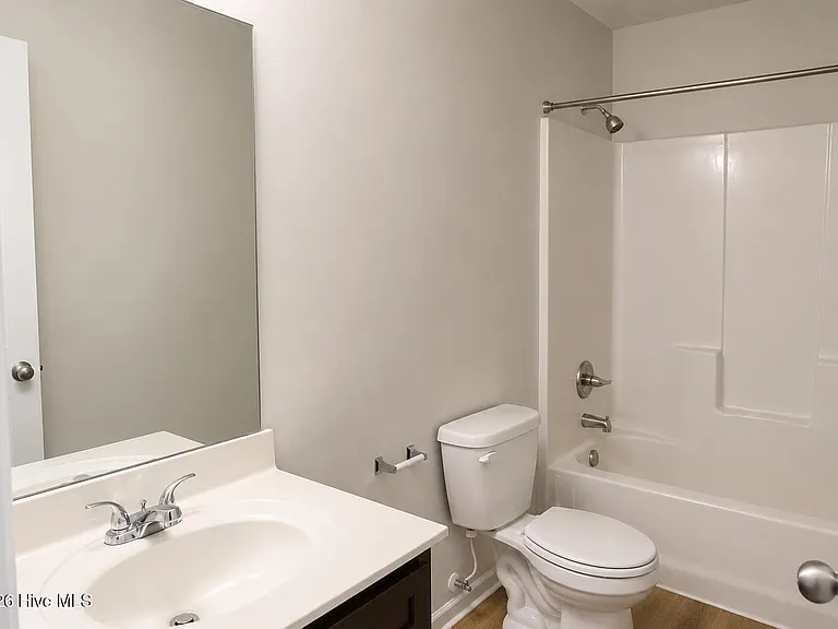 900 Haystack Ln — Photo 11