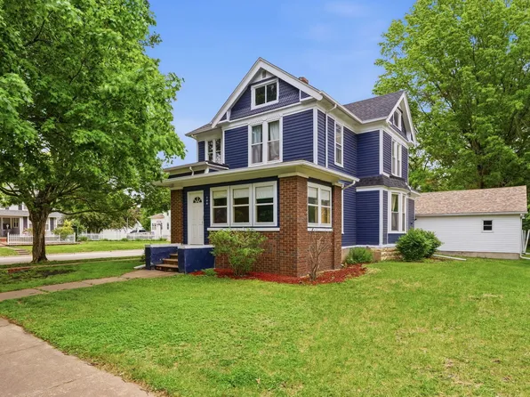 108 NE 5th Ave, Aledo, IL 61231