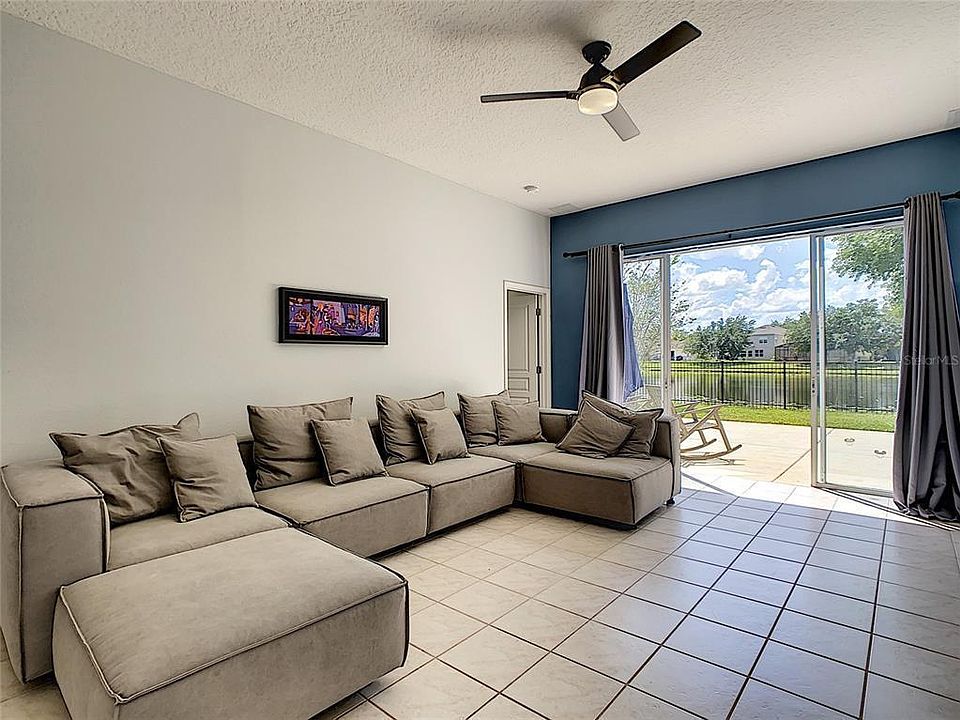 1st image of 5450 Los Palma Vista Dr
