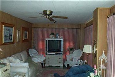 5th image of 8085 W 130th St
