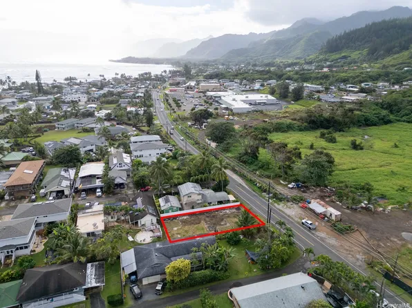 54-355 Kamehameha Hwy, Hauula, HI 96717