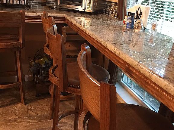 Breakfast bar
