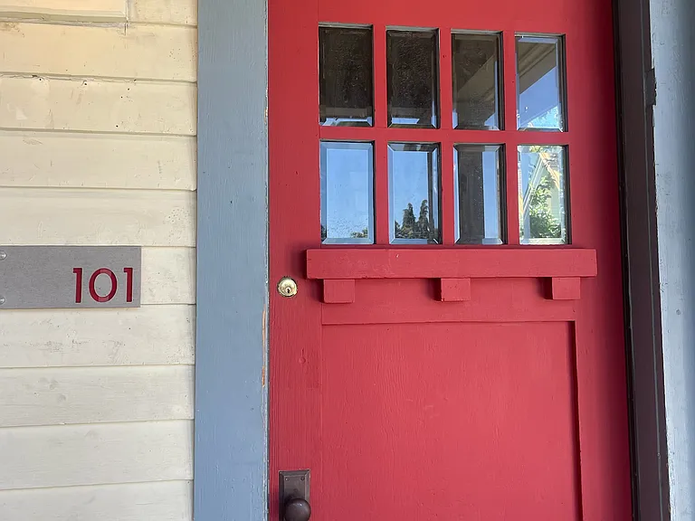 612 E Magnolia St #101 — Photo 4