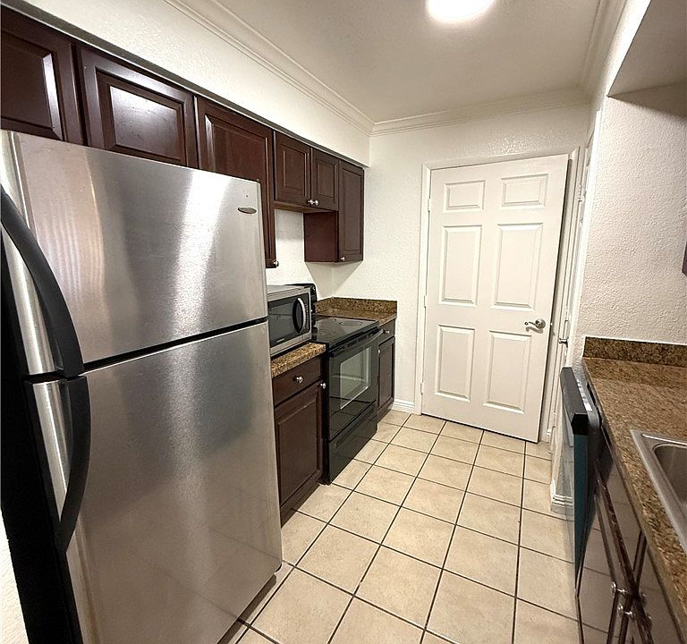 1st image of 8101 W Flamingo Rd Unit 1002