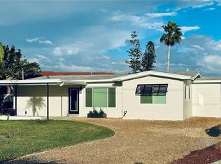 745 Sunset Cv, Madeira Beach, FL 33708