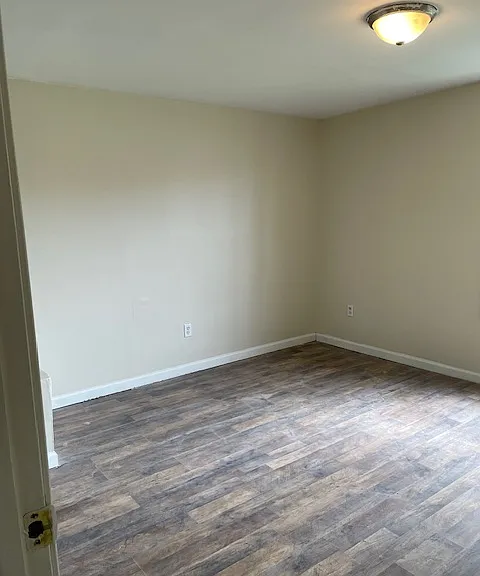 2161 Boulevard Pl #4 — Photo 5