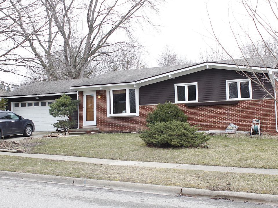 1st image of 2358 Hilldale Dr