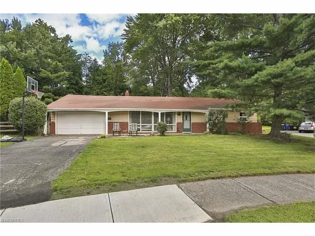 30110 Meadowlane Dr photo 1