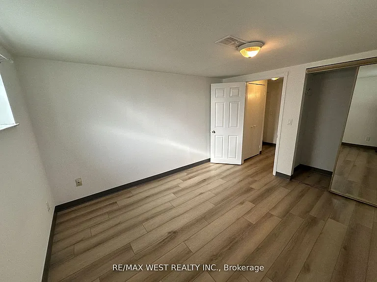 999 Caledonia Rd #BASEMENT — Photo 9