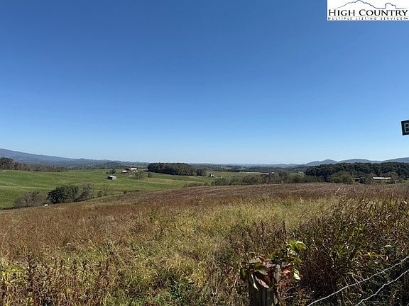 3rd image of 343 Horse Haven Road