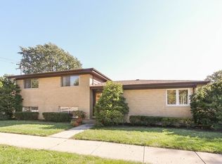 421 N Addison Rd, Villa Park, IL 60181