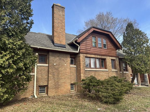 2nd image of 2804 North 44th STREET