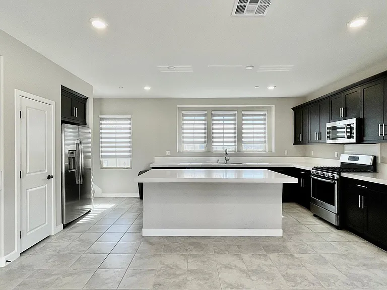 11012 Bryce Way — Photo 2