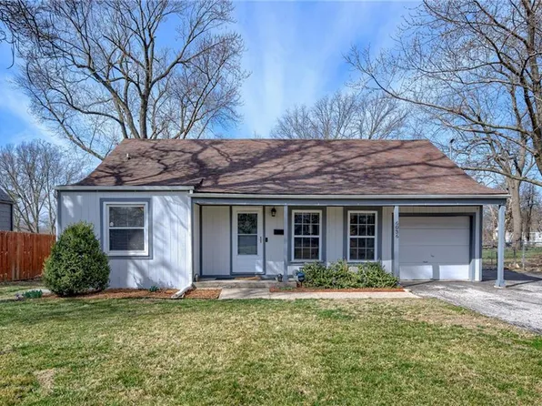 6036 Ballentine St, Shawnee, KS 66203