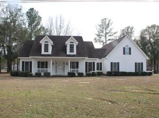 945 Harry Walker Rd, Ozark, AL 36360