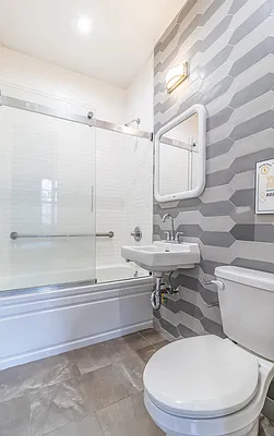 Rented by Bold New York | media 17