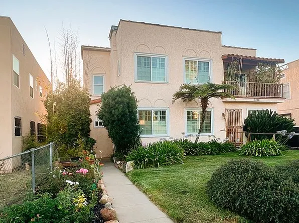 2111 S Bronson Ave, Los Angeles, CA 90018
