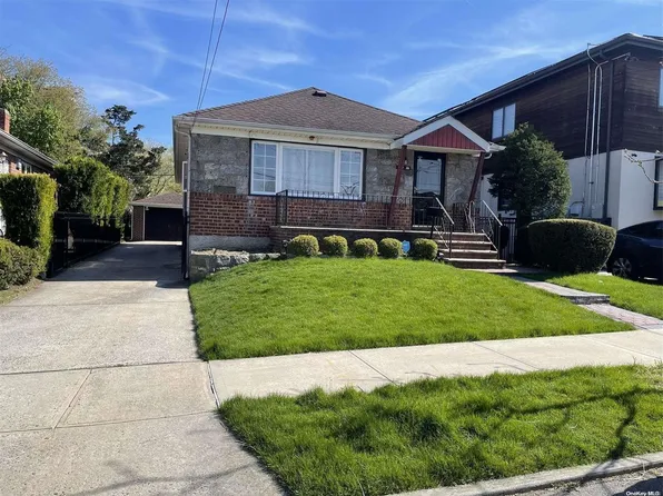 262-28 60th Avenue, Little Neck, NY 11362