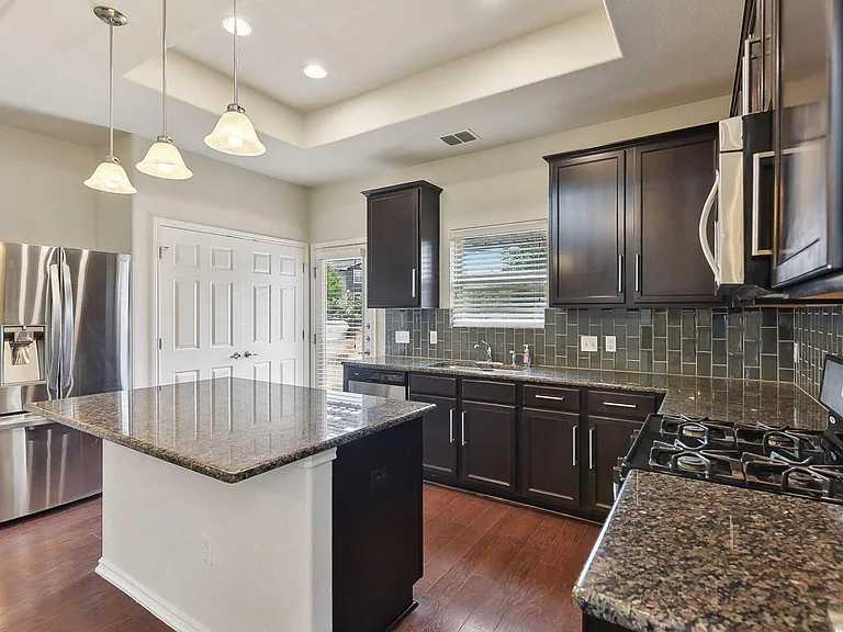 9912 Milla Cir #31 — Photo 7