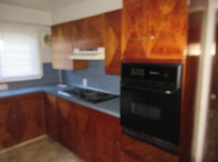 18313 Rockland Ave, Cleveland, OH 44135