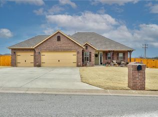 20987 Fall Creek Dr, Harrah, OK 73045
