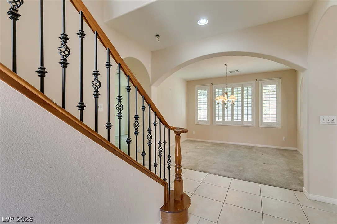 3 bed, 2.5 bath, 2082 sqft, $3,000 — Photo 4