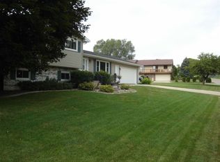 718 Hemlock Dr, Verona, WI 53593