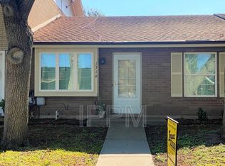 1716 Palm Valley Dr W, Palm Valley, TX 78552