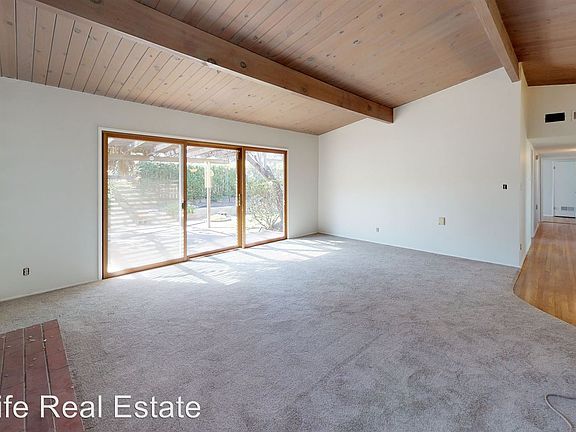 2nd image of 720 Coronado Ave