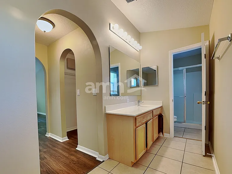 162 Crown Colony Way — Photo 12