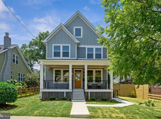 2215 Lawrence St NE, Washington, DC 20018