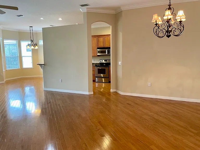 538 Newhall Ln — Photo 15