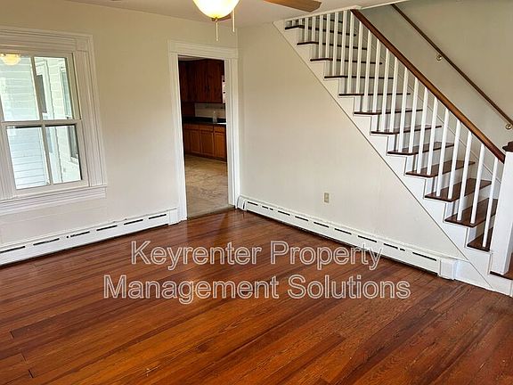 5th image of 209 Tanner Ln