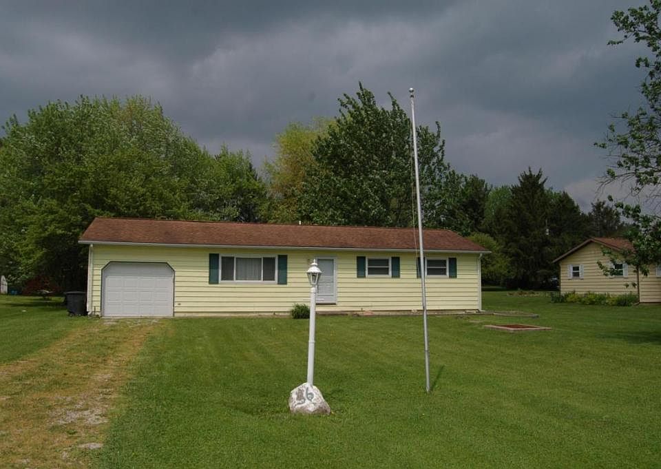 1st image of 36 Merry Ln