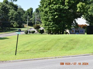 7 Rimmon Hill Rd, Beacon Falls, CT 06403