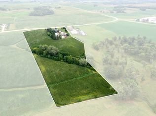 6775 N Pleasant Grove Rd, Farley, IA 52046