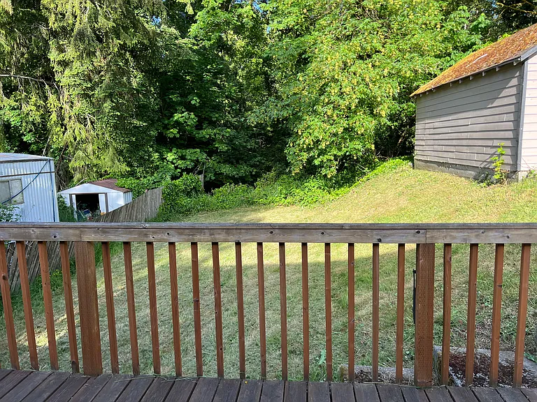 1329 Sherman Ave — Photo 17