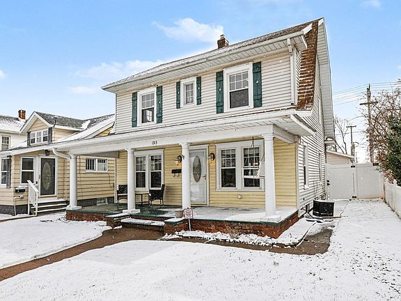 3rd image of 1313 E Mishawaka Ave