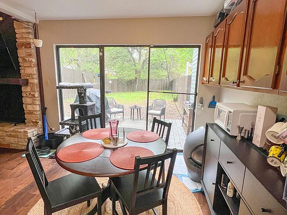 Breakfast nook facing the large yard
