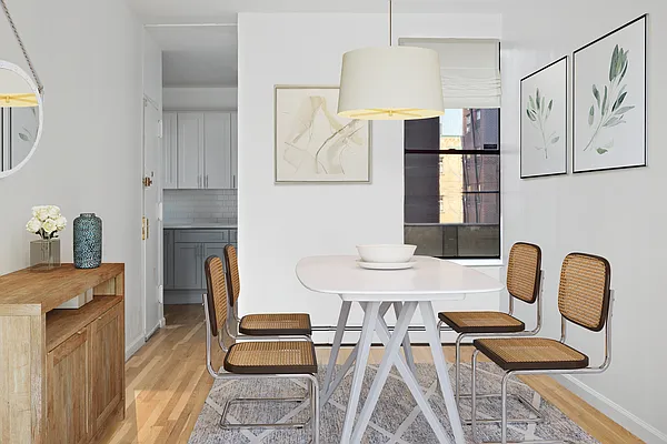 Sold by Compass | media 7