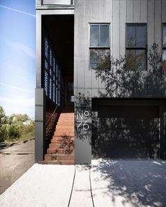 76 Cooper St, Charleston, SC, 29403