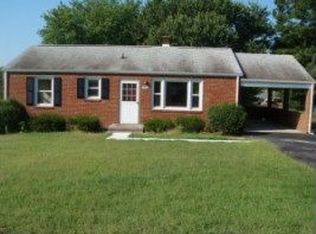 4732 Peach Tree Dr NW, Roanoke, VA 24017