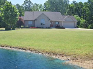 5876 N Jack Rd, Midland, MI 48642