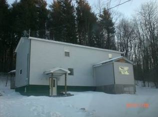 219 Dinky Track Rd, Oakland, MD 21550